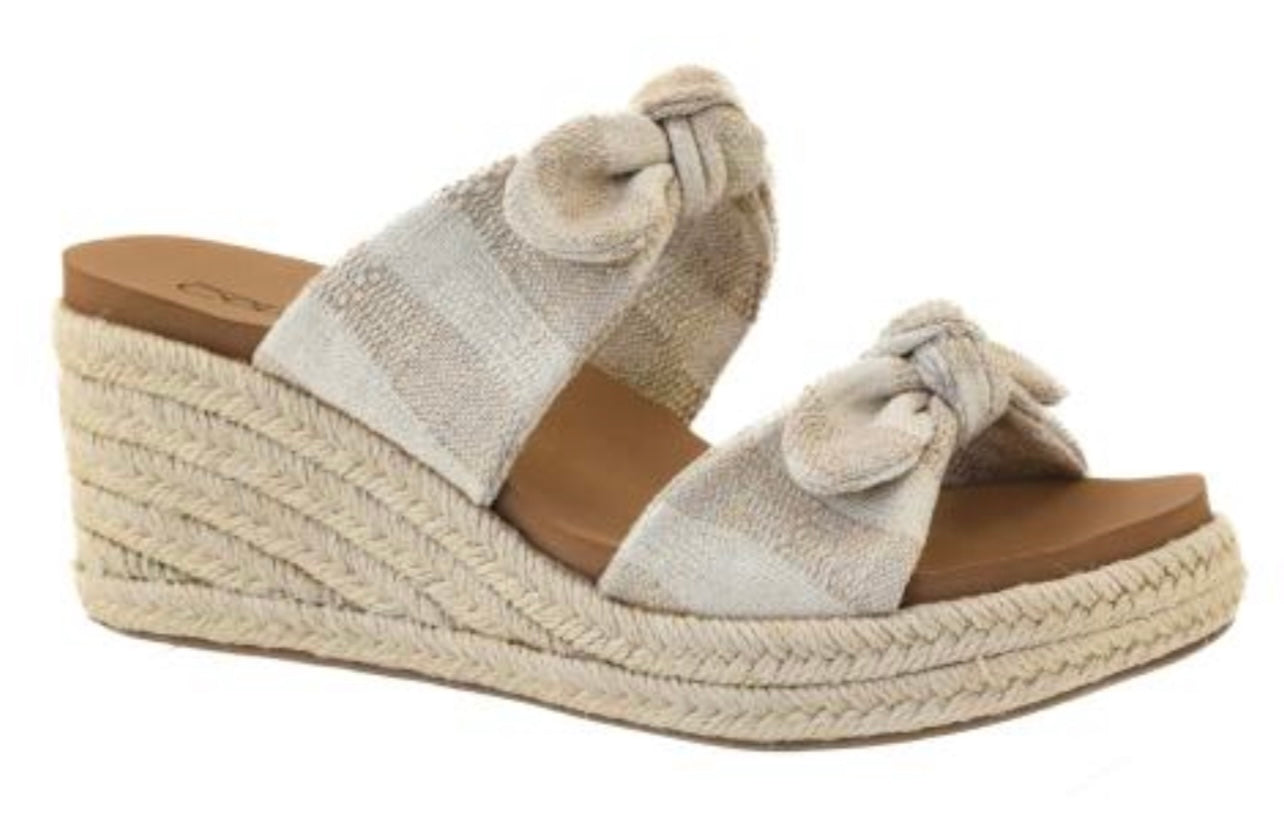Tie The Knot Tan & Natural Stripe Corkys