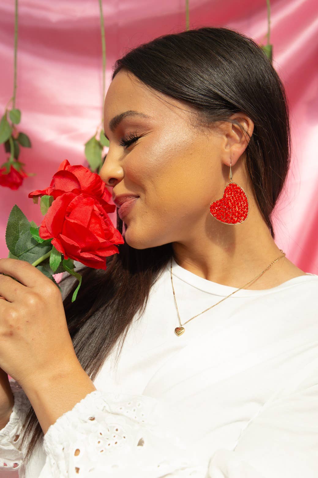 It's a Love Song Heart Sparkle Earrings: Red / One Size