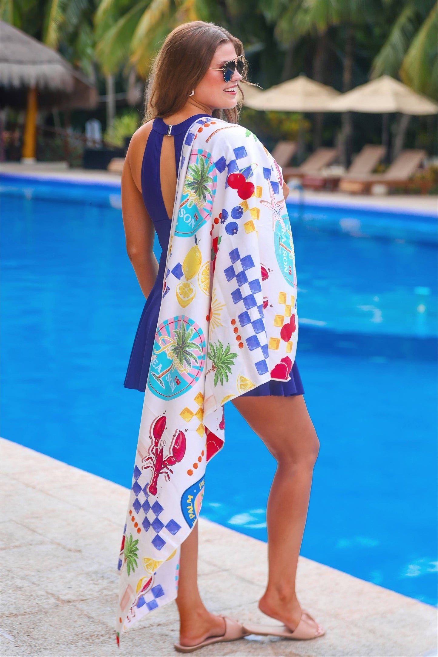 Amalfi Mood Towel: Multi / One Size