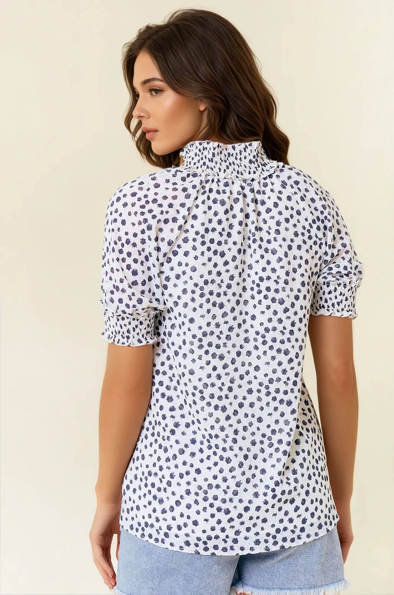 JACQUARD DOT PRINT SHORT SLEEVE BLOUSE - 44497T: Mustard / S