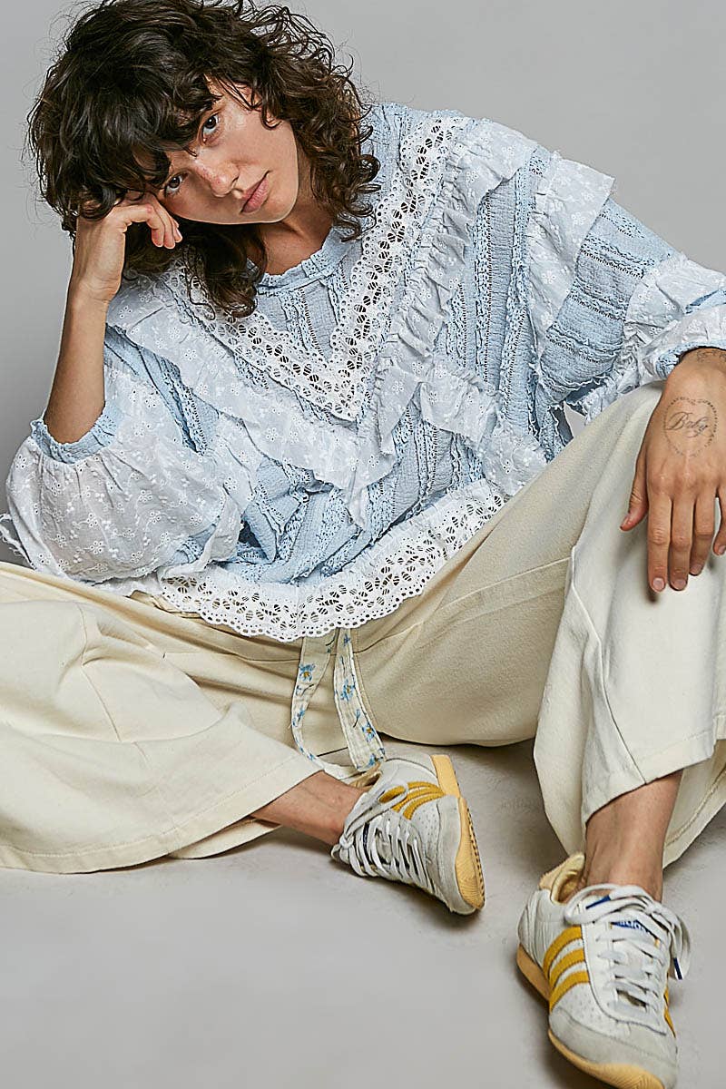 Eyelet Ruffle Raw Edge Trim Lace Solid Knit Top: CREAM BEIGE / S