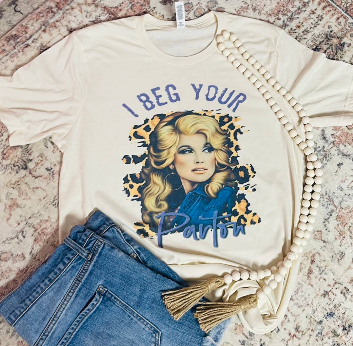 PREORDER: I Beg Your Parton Dolly Graphic Tee