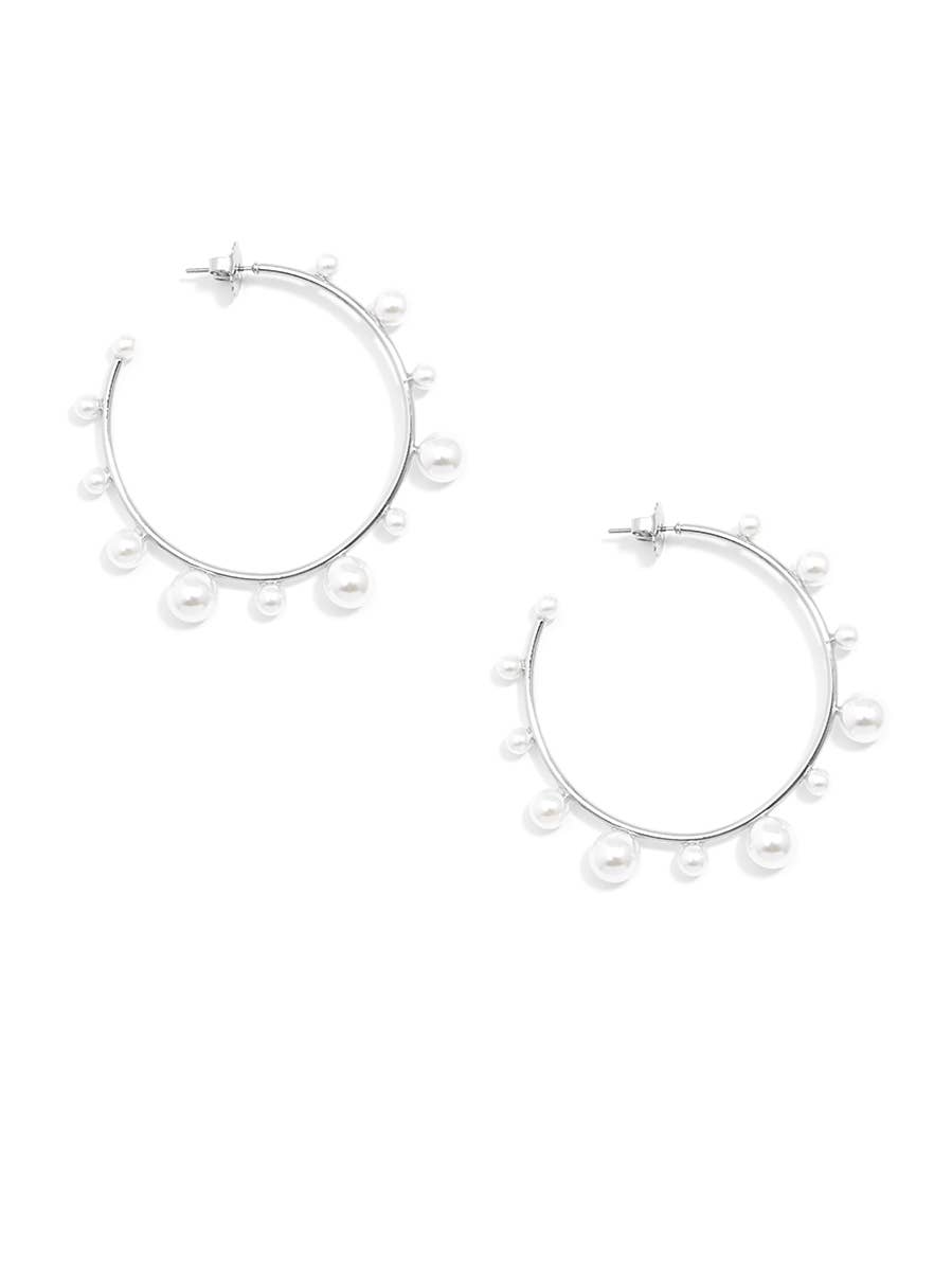 Decorative Pearl Hoop Earring: Silver/Pearl