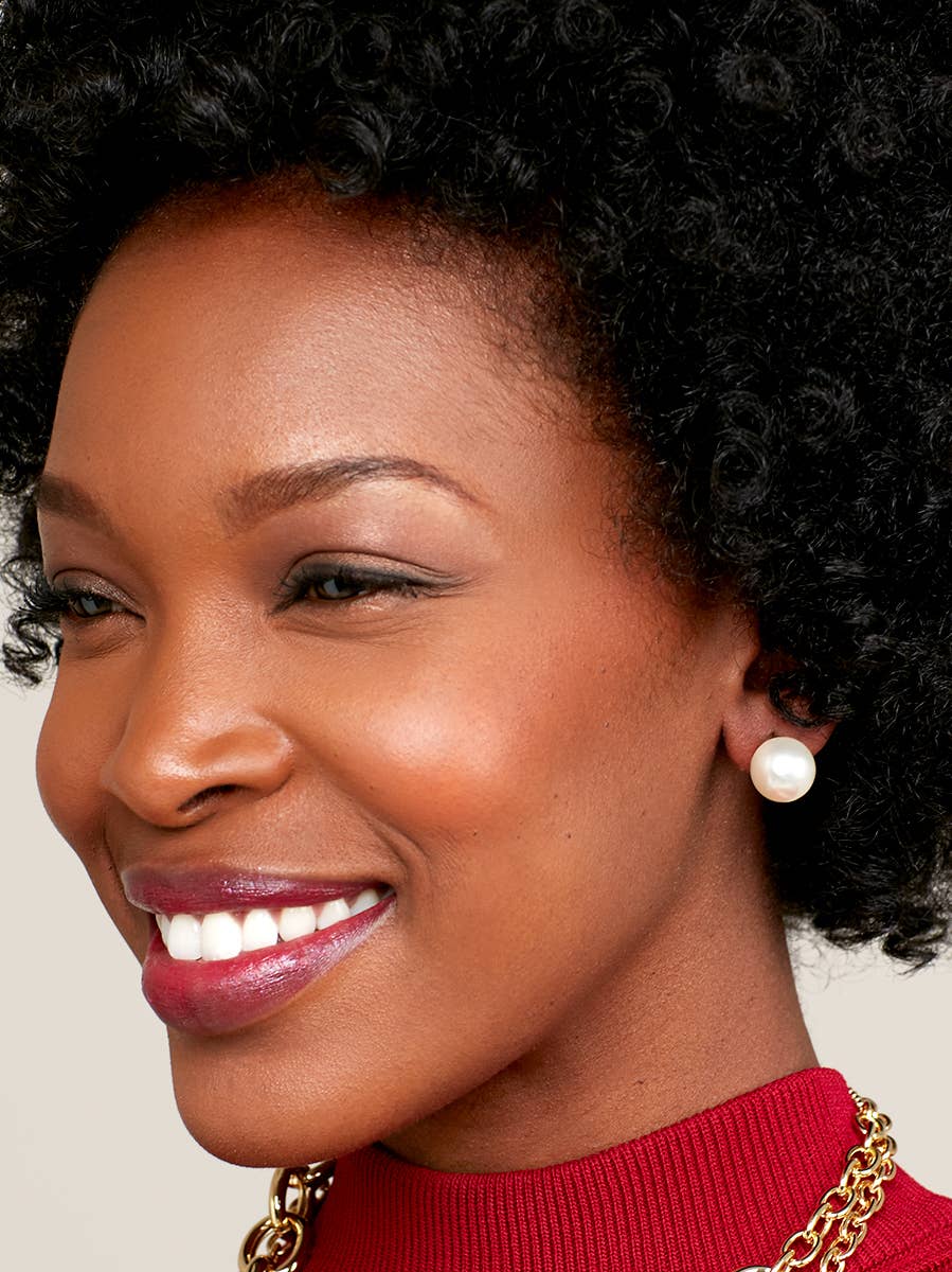 Chunky Pearl Stud Earring: Gold/Pearl