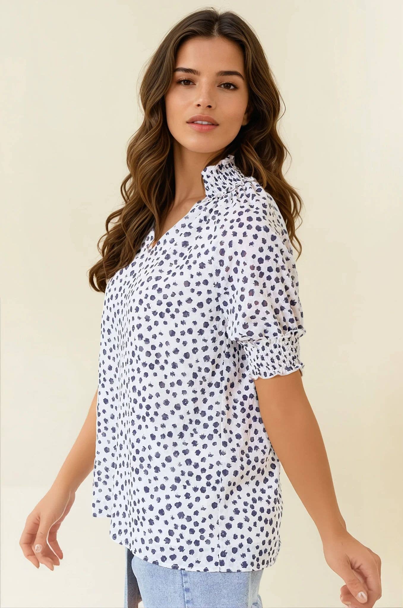 JACQUARD DOT PRINT SHORT SLEEVE BLOUSE - 44497T: Mustard / S