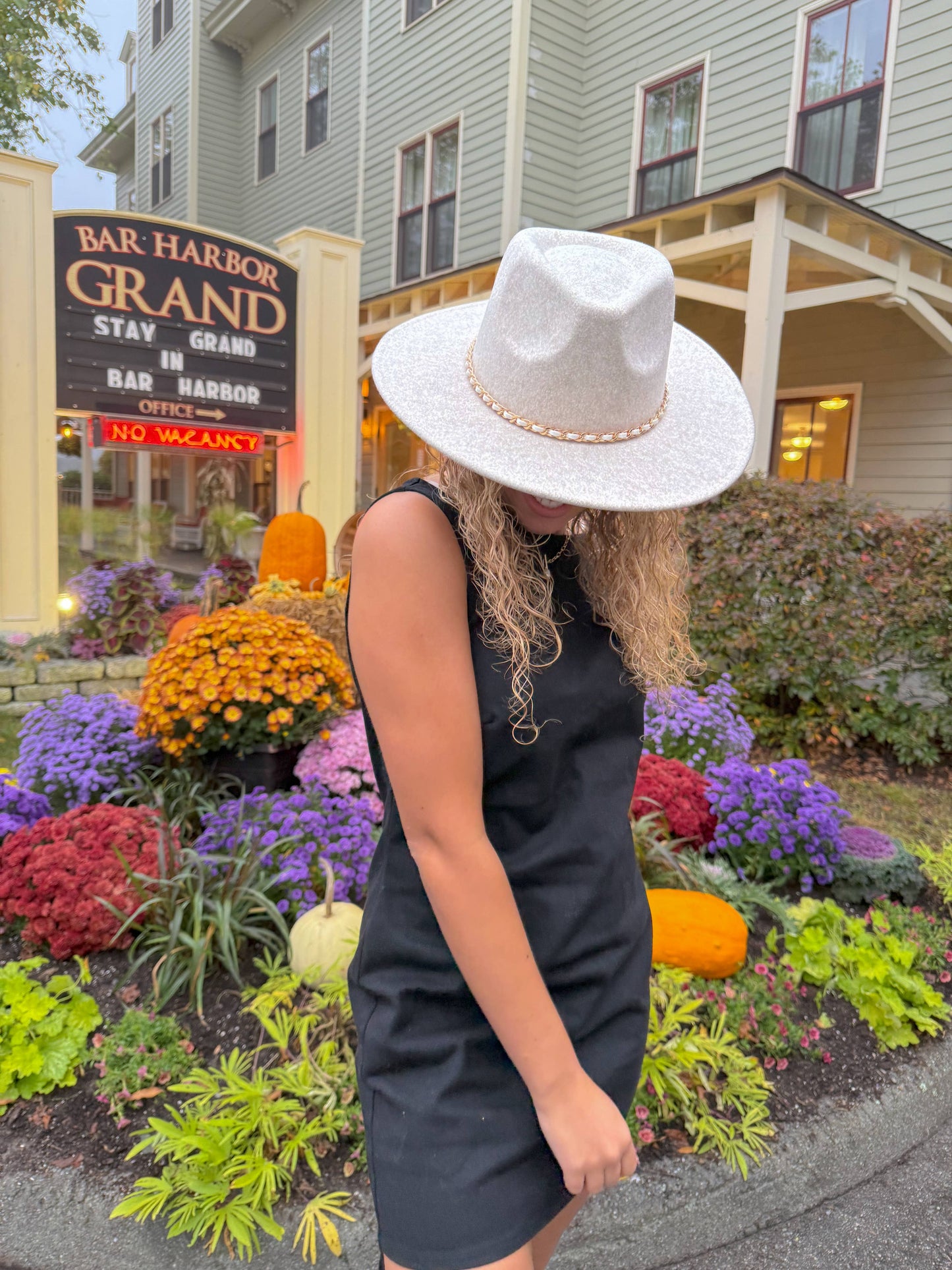 Oatmeal Chain Trim Band C.C Vegan Fabric Hat